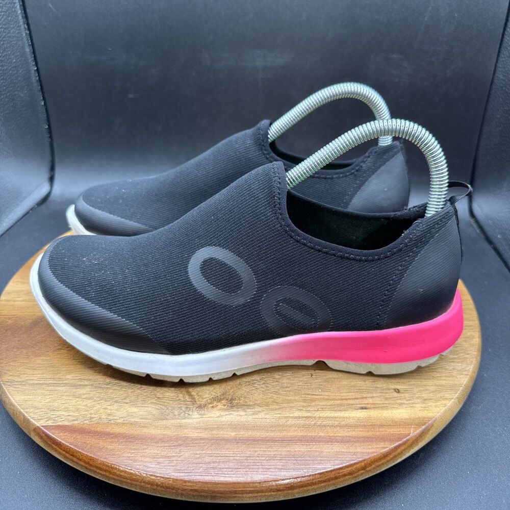 OOFOS OOmg Sport Womens Size 9 Shoes Black Pink Athletic Slip-On Comfort